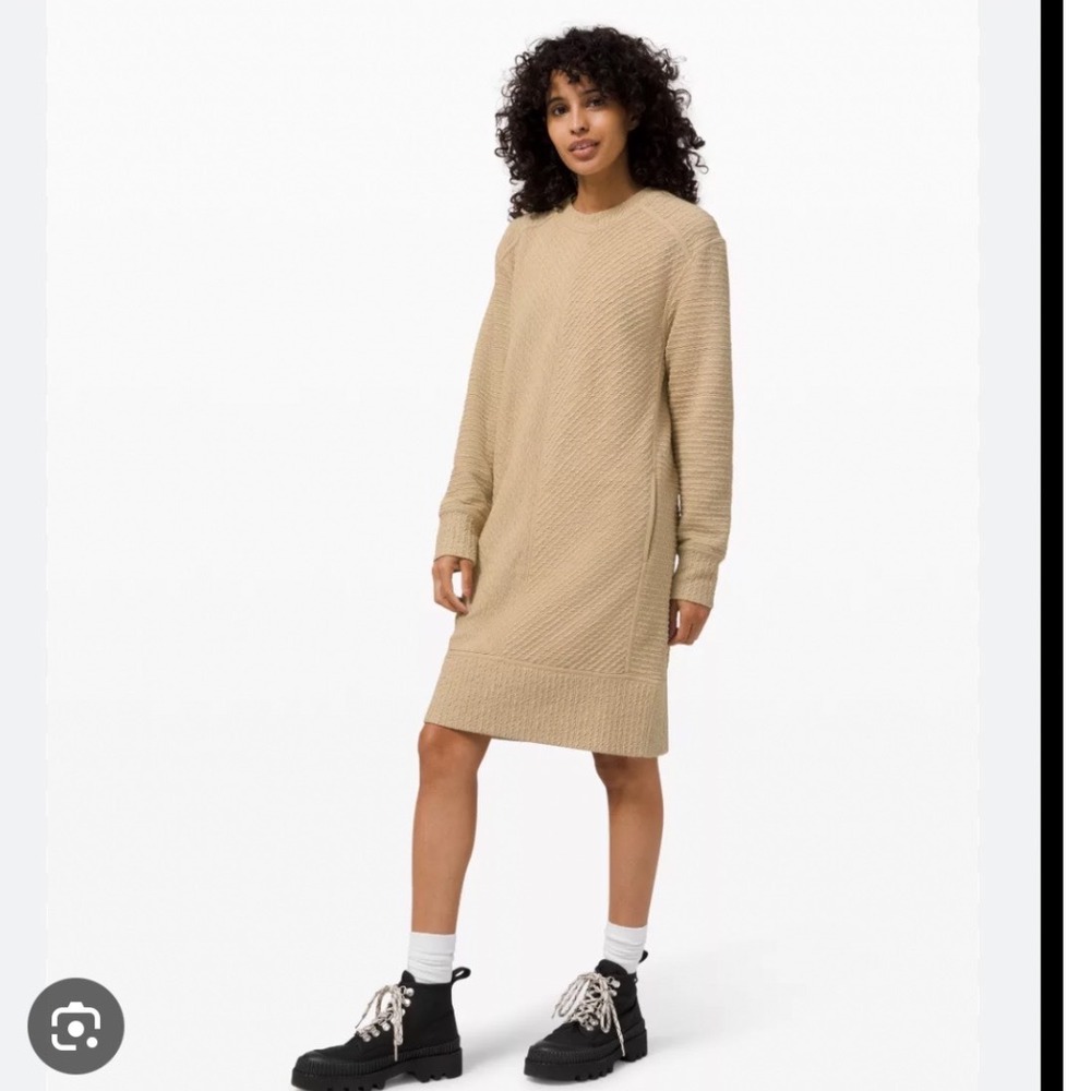 Lululemon On Repeat Textured Shift Dress Size 6 athleisure layered gorpcore